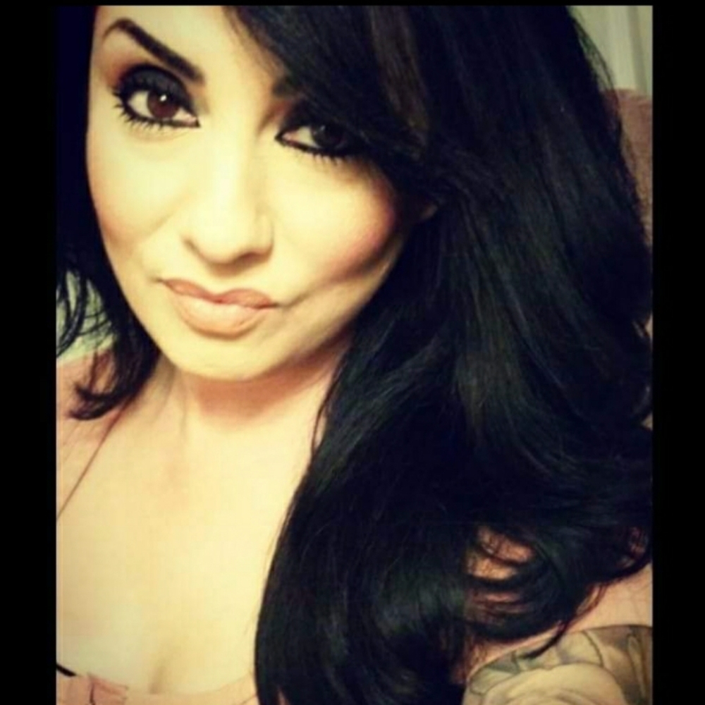 Meet your Posher, Sonia